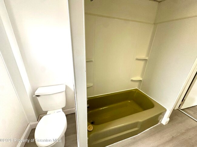 Building Photo - 6 Magnolia Ave