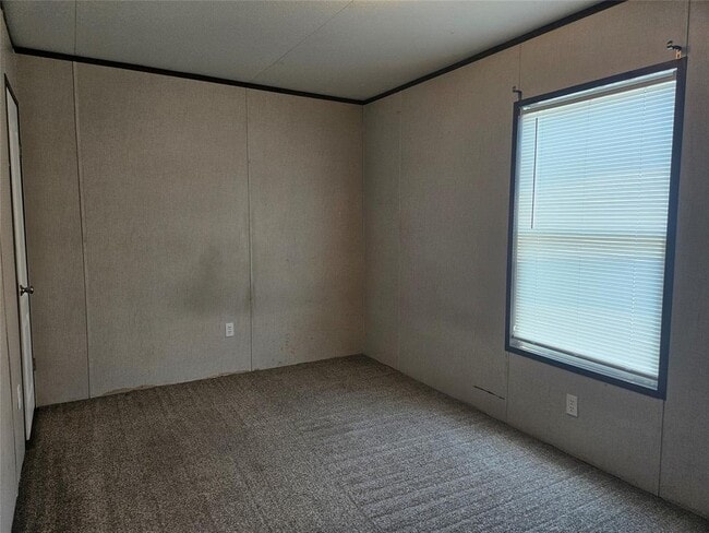 Building Photo - 112 Bosque