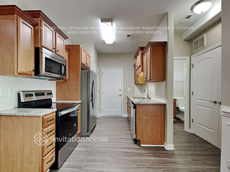 Building Photo - 1920 Shillington Dr