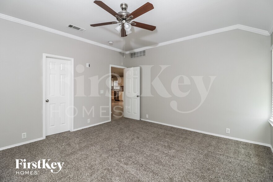 Building Photo - 105 Bear Trail