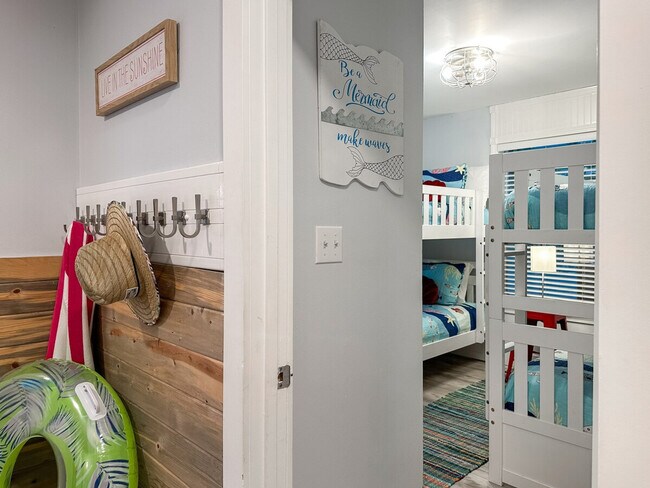 Building Photo - 4507 Luke Ave