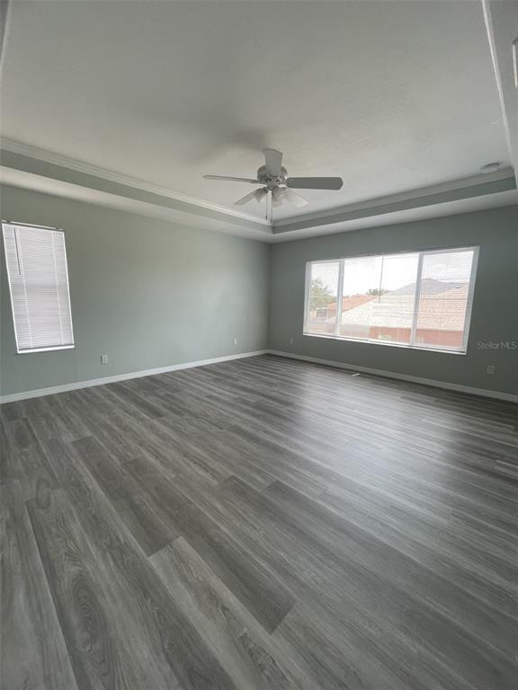 Building Photo - 2827 Suncoast Lakes Blvd