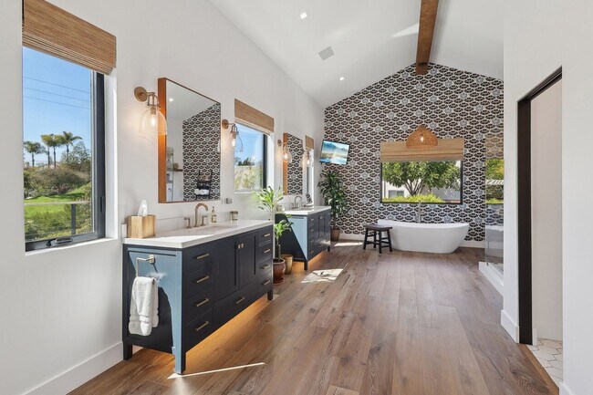 Building Photo - 7249 Mimosa Dr