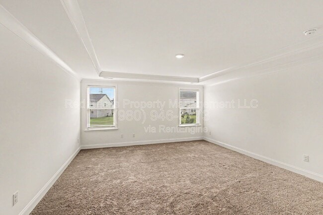 Building Photo - 15020 Sycamore Crossing Ct