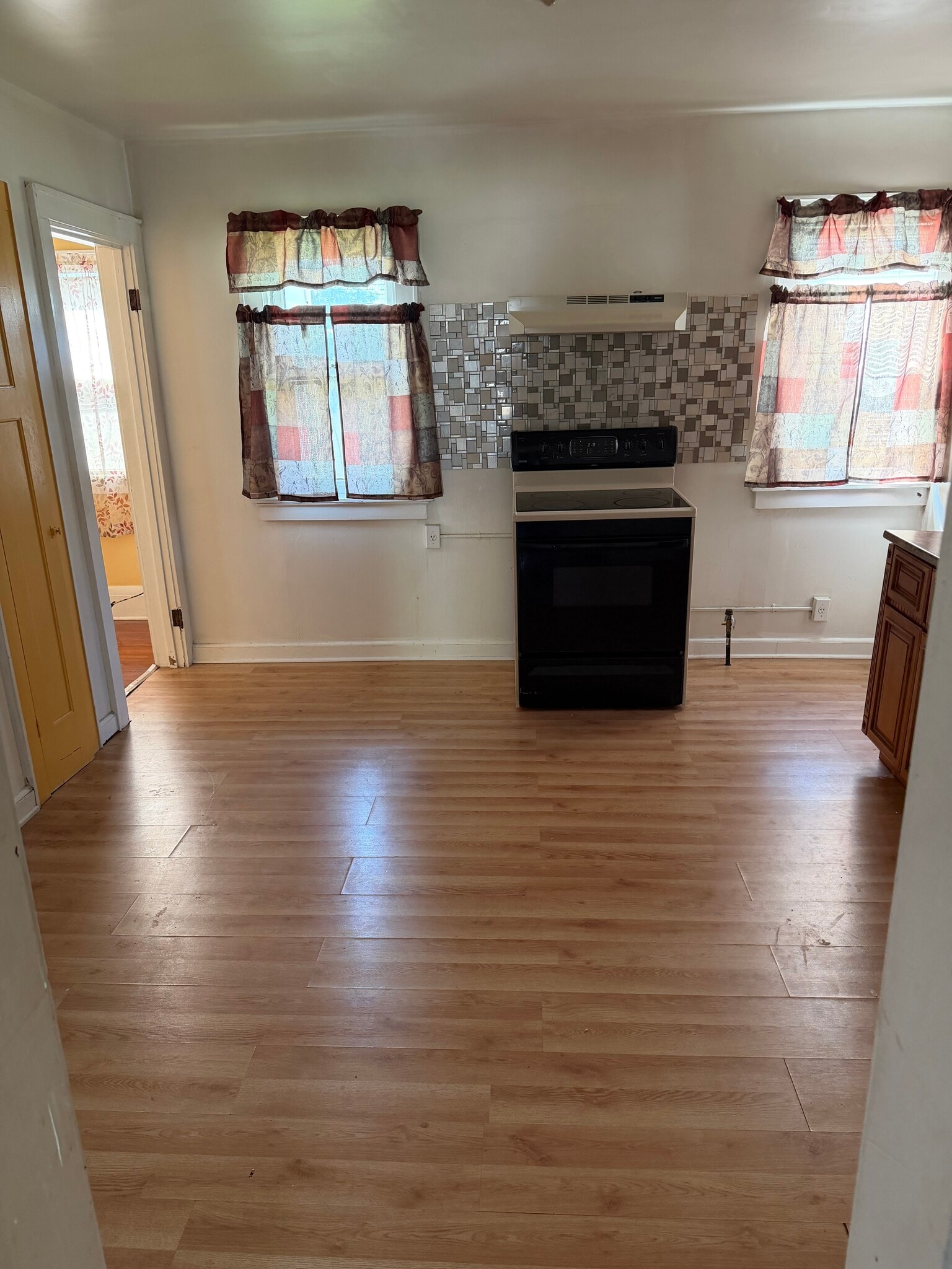 Building Photo - 4051 N 48th St
