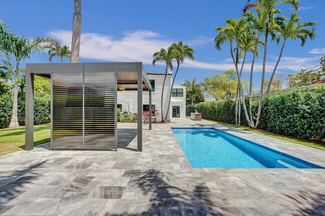 Building Photo - 5832 Alton Rd