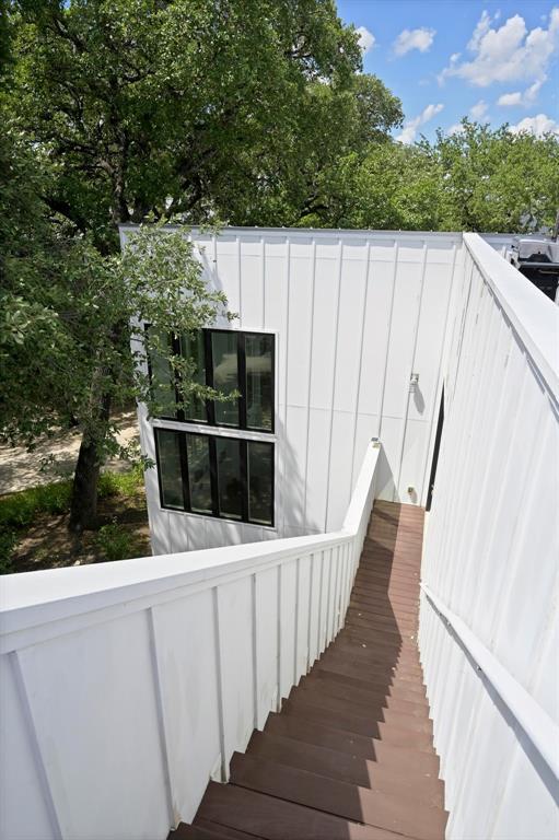 Building Photo - 1208 Woodland Ave