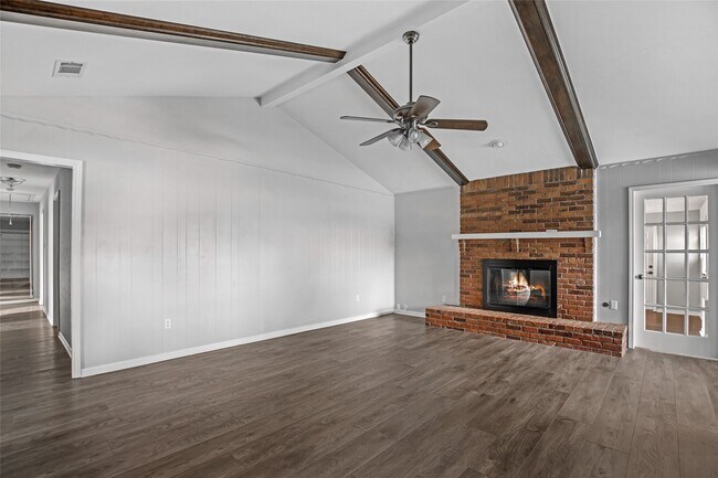 Building Photo - 24531 Whitesail Dr