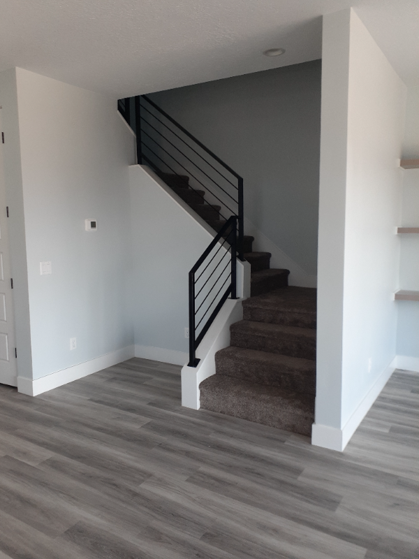 Building Photo - 1731 W Canyon View Dr