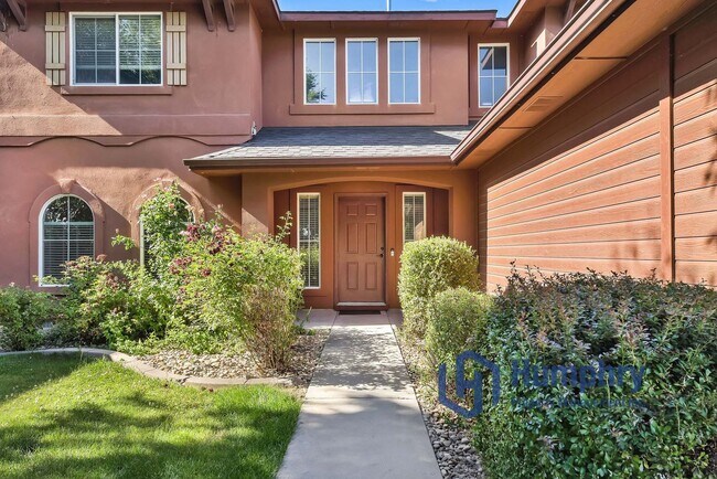 Building Photo - Meridian, 4Bd,3Bth/3Car, 3294Sqft, Beautiful home in Red feather sub