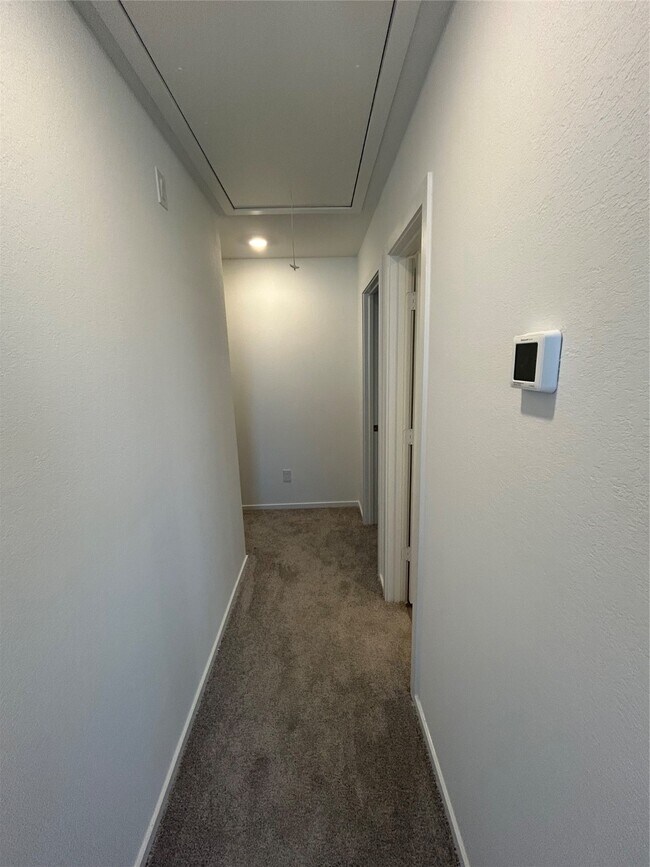 Building Photo - 3085 Majestic Sunrise Dr