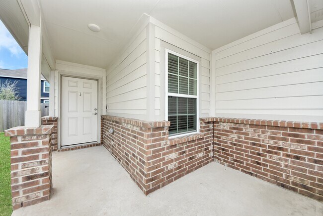 Building Photo - 3702 Cub Dr