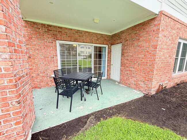 Building Photo - 4860 Carnation Cir