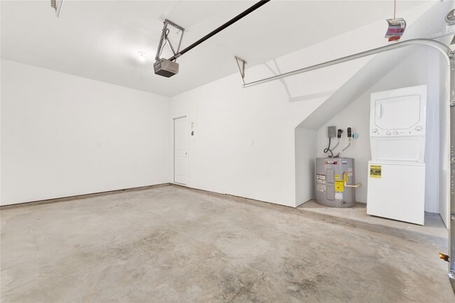 Building Photo - 3210 Frying Pan Pl