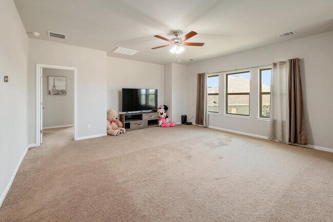Building Photo - 1136 Almeria Bend
