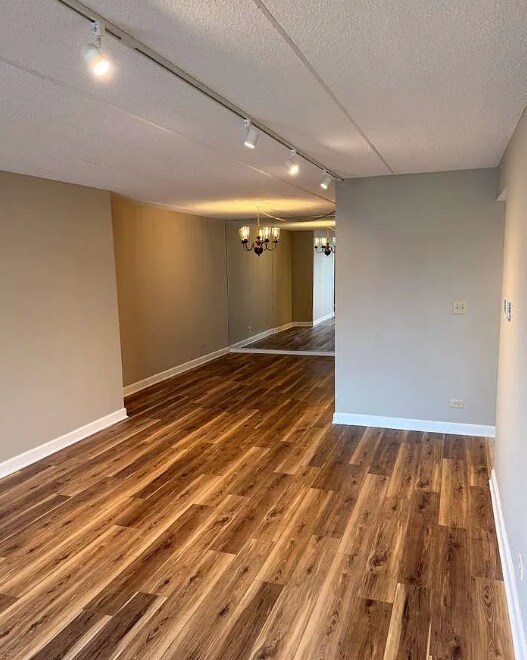 Building Photo - 2066 St Johns Ave