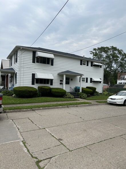 Building Photo - 2903 Hudson Rd
