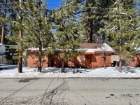 Building Photo - Cute pet friendly duplex studio Available 4/6/26 for viewing and renting in the Al Tahoe neighbor...