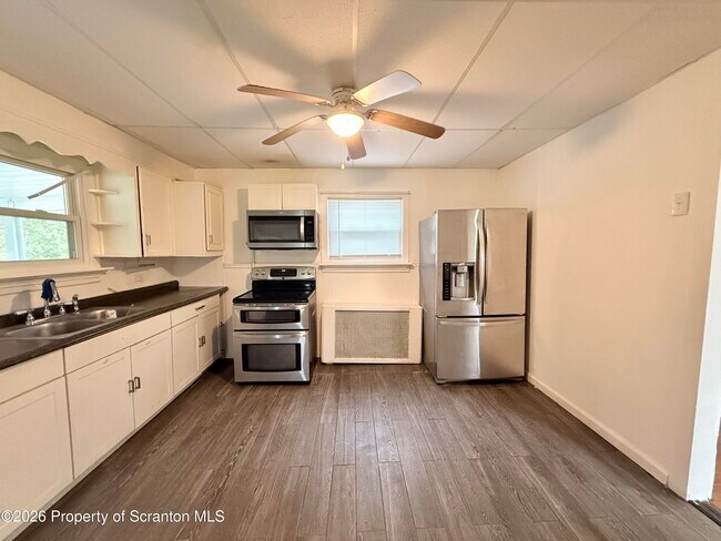 Building Photo - 2920 Marvine Ave