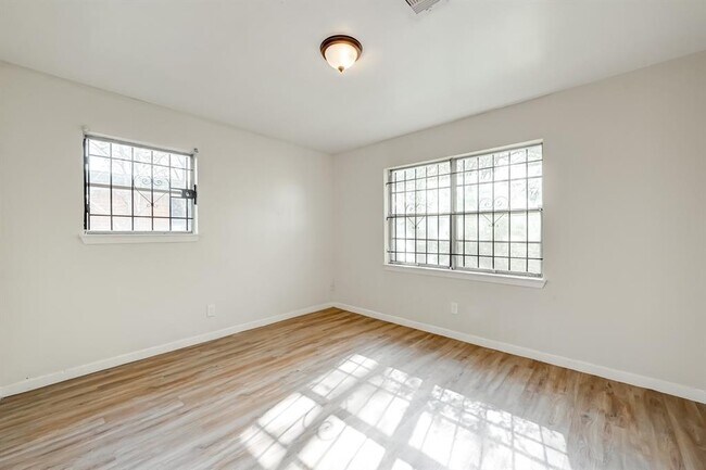 Building Photo - 4113 Dawson Ln