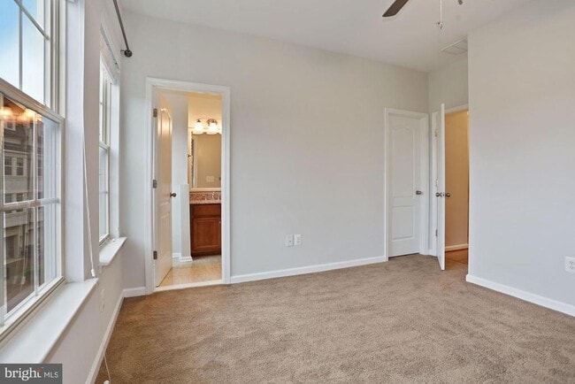 Building Photo - 603 Overlook Park Dr