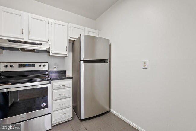 Building Photo - 2514 13th St NW
