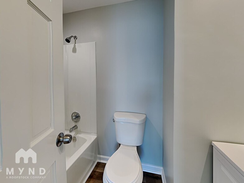 Building Photo - 3409 Barlon Ct