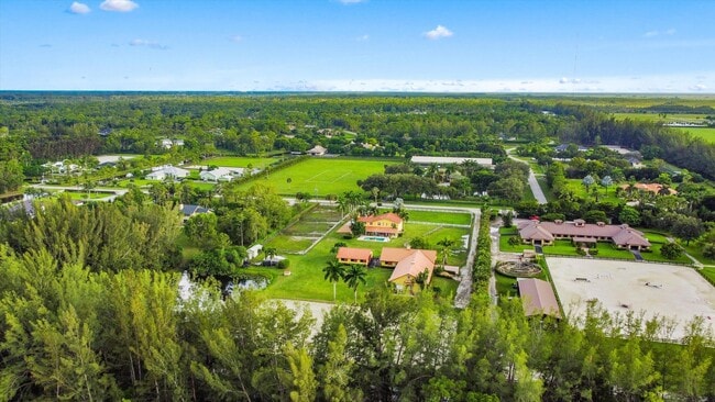 Building Photo - 11861 Hawk Hollow