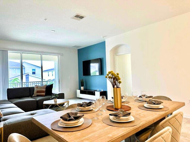 Building Photo - 8867 Cabot Cliffs Dr