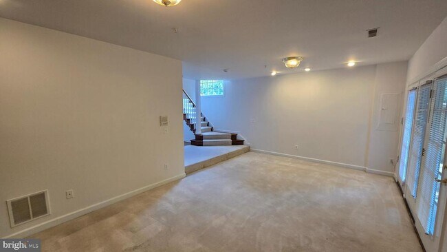 Building Photo - 8021 Kidwell Town Ct