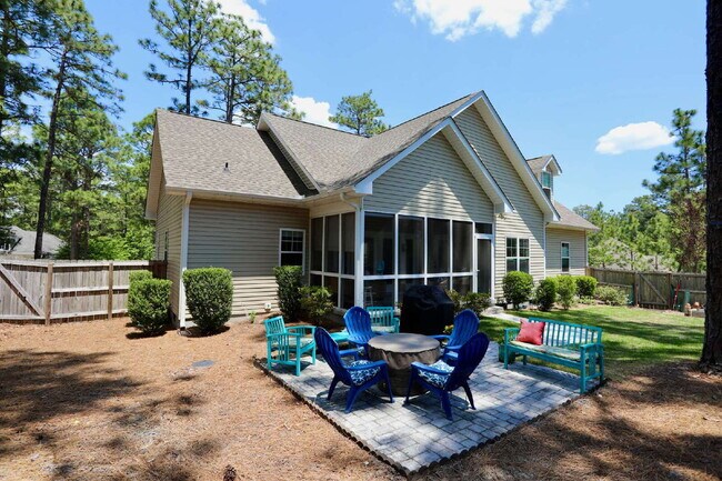 Building Photo - “Stunning 4-Bedroom Retreat with Granite Elegance at 2 River Drive, Pinehurst"