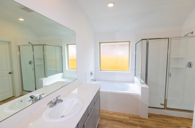 Building Photo - 5330 Sleepy Fox Ln