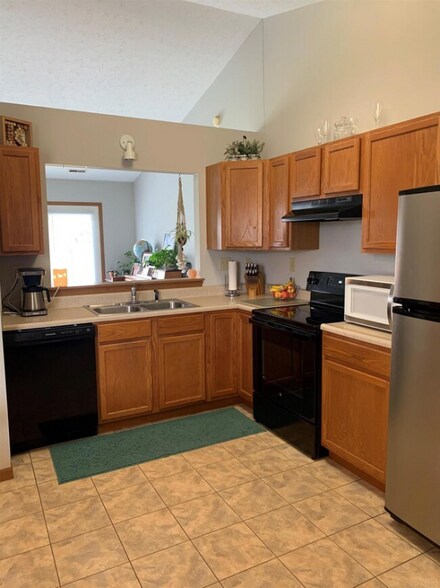 Building Photo - 3011 Bowfield Way