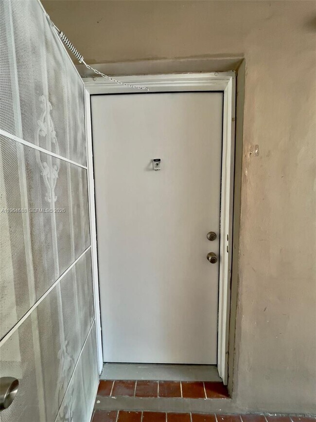 Building Photo - 200 W Park Dr