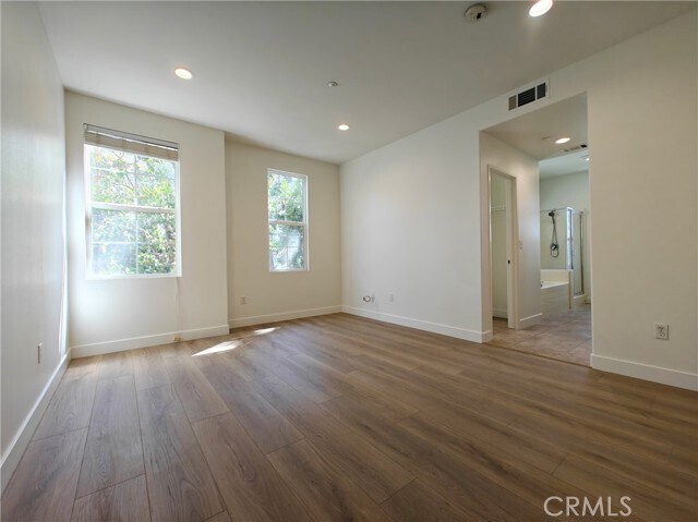 Building Photo - 614 Timberwood