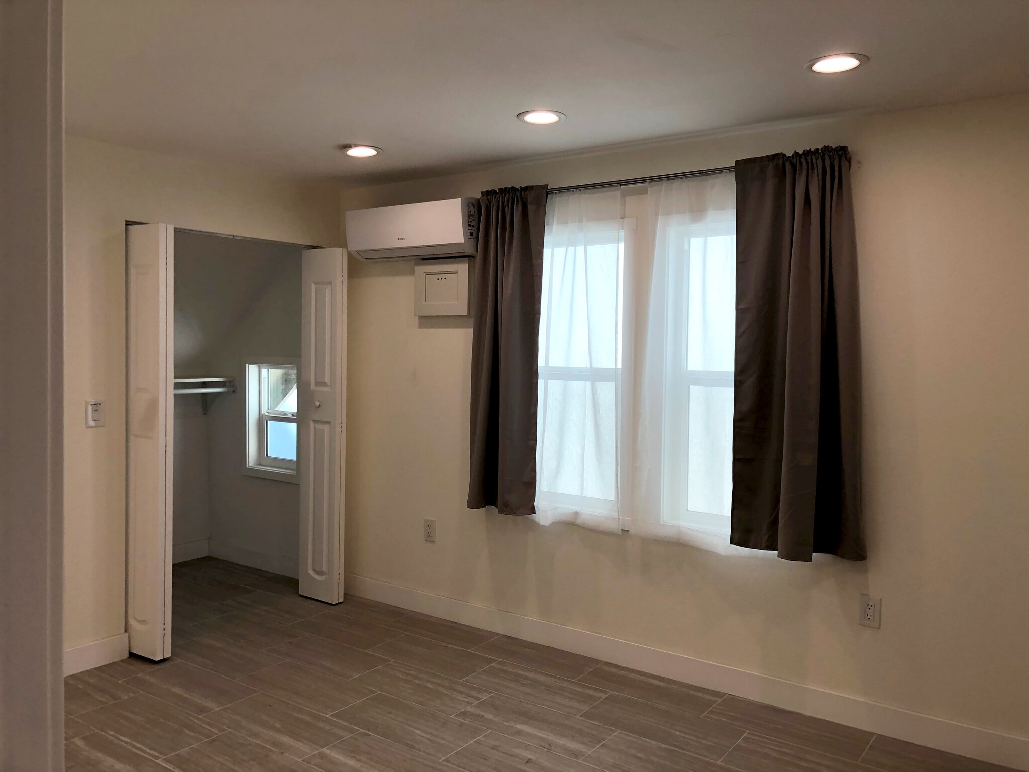 Bedroom 1 - 115 N San Gabriel Blvd