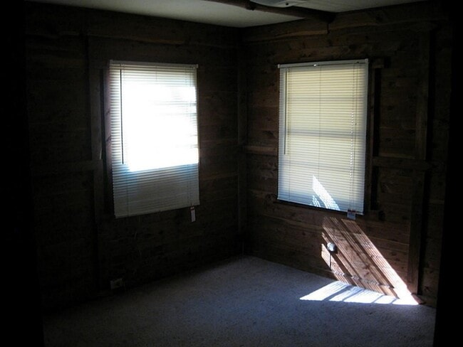 Building Photo - 3533 Montgomery Rd