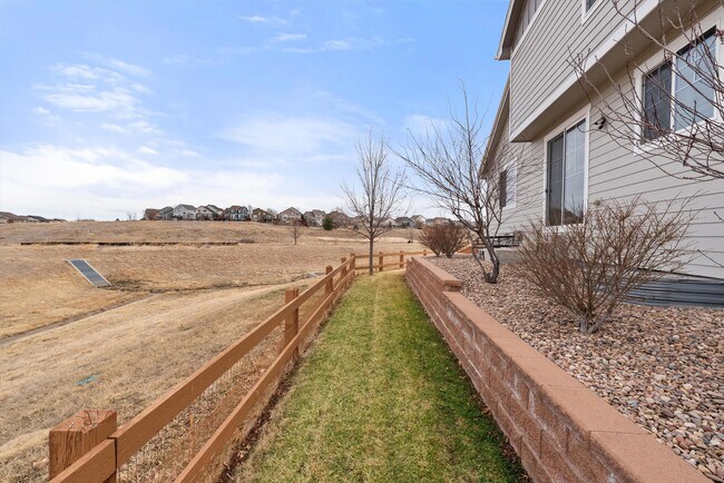 Building Photo - 8344 Coopers Hawk Way