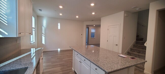Building Photo - Solar - Belle Maison @ Campus Oaks -2031sq...