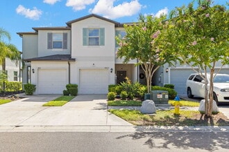 Building Photo - NEWLY UPGRADED Town Home For Rent in Touchstone!