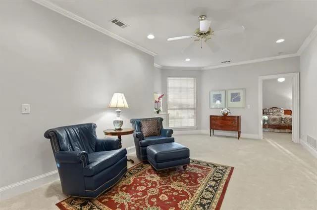 Building Photo - 5327 Willow Wood Ln