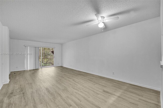 Building Photo - 1200 NW 87th Ave