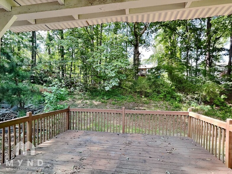 Building Photo - 2682 Winding Creek Dr