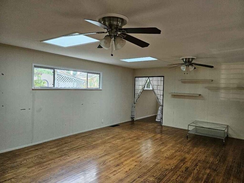 Building Photo - 173 Bel Ayre Dr