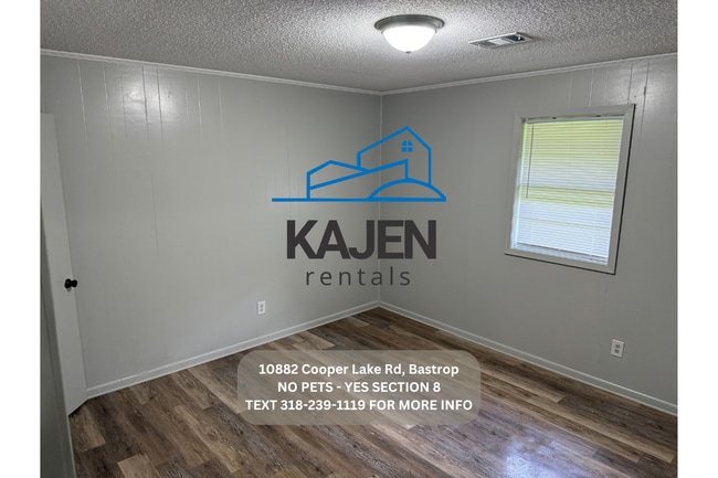 Building Photo - 10882 Cooper Lake Rd