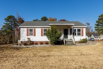 Building Photo - 700 Western Ave