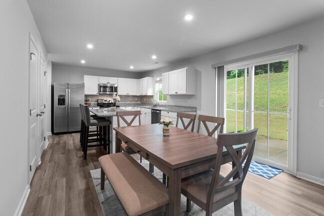 Building Photo - 703 Pointe Andrews Drive