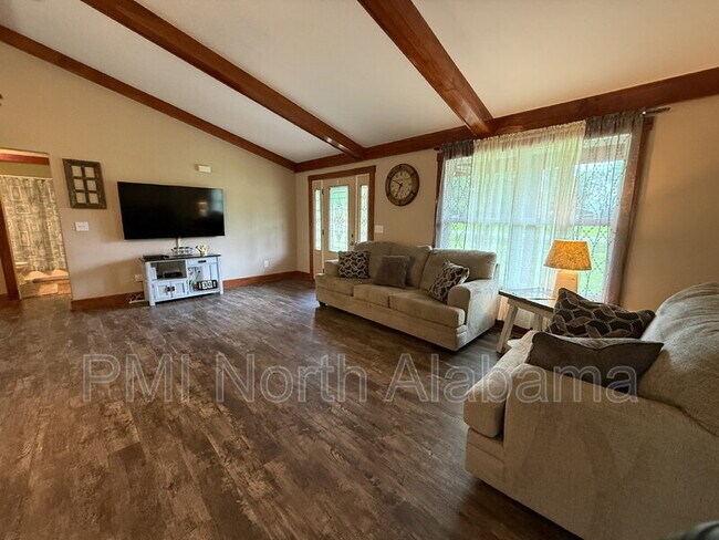 Building Photo - 314 Neal Dr