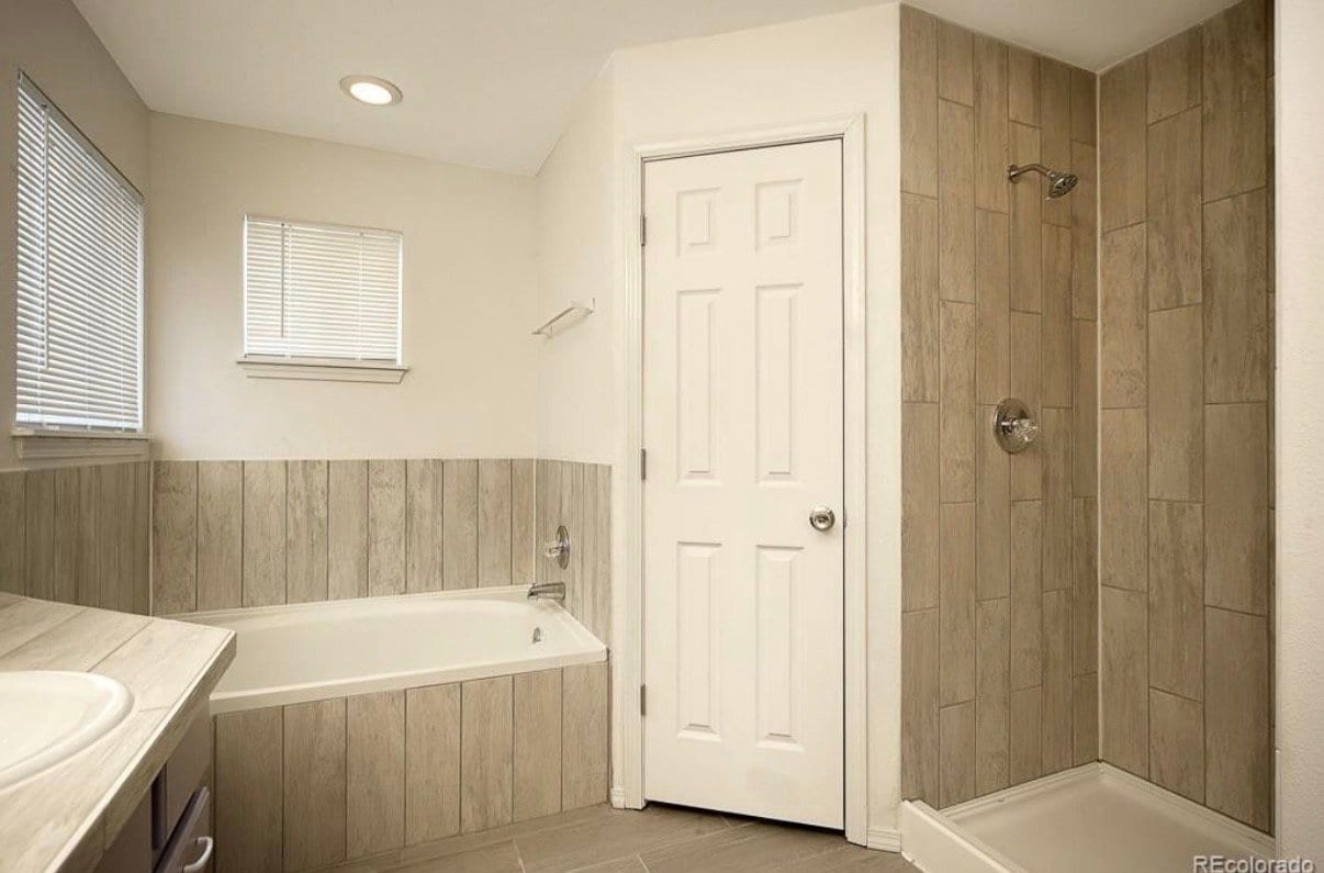 Building Photo - 4925 Enid Way