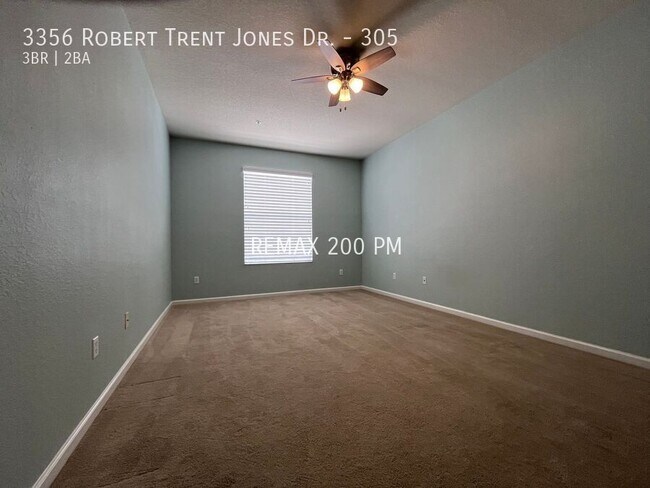 Building Photo - 3356 Robert Trent Jones Dr